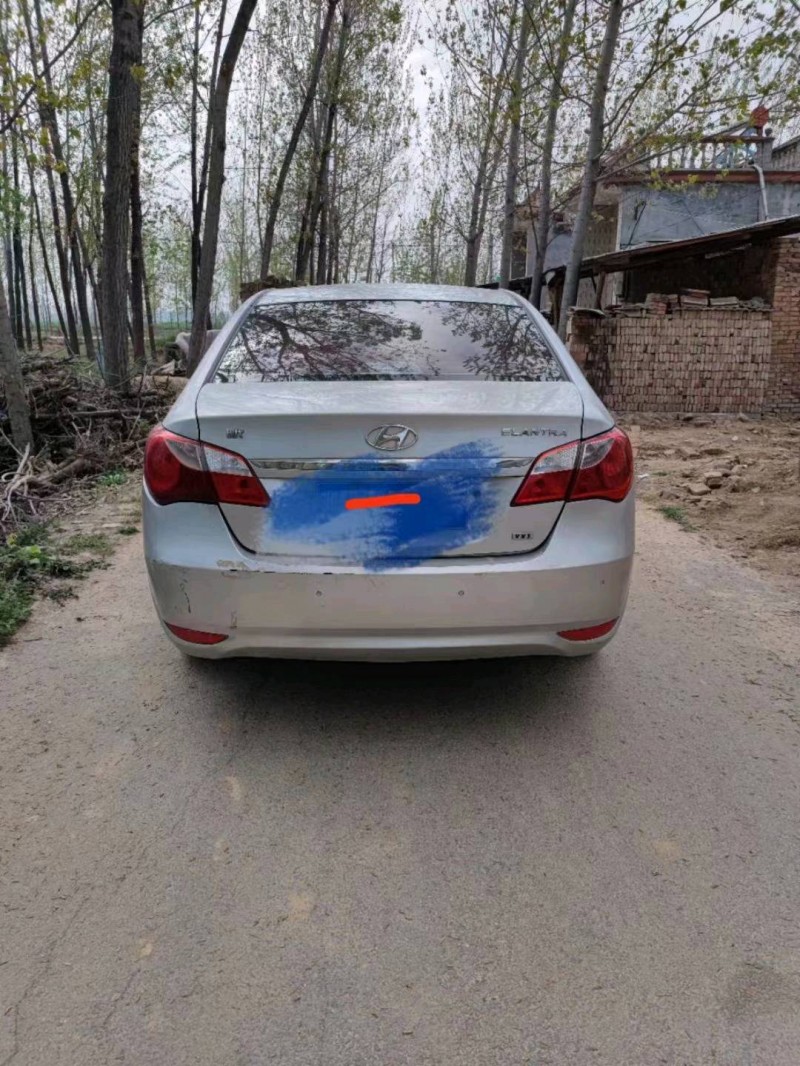 北京14年现代悦动5