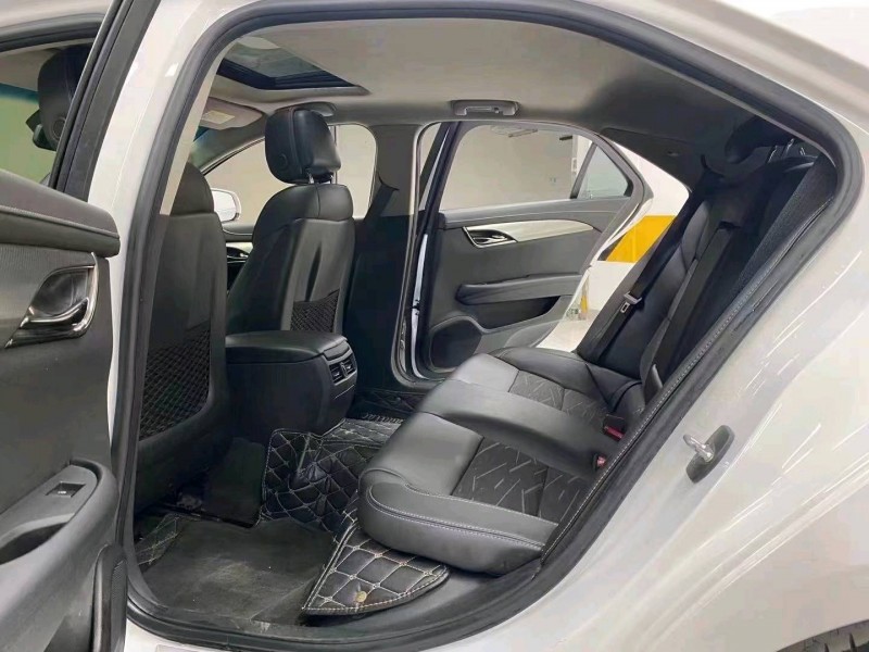 成都19年凯迪拉克ATS6