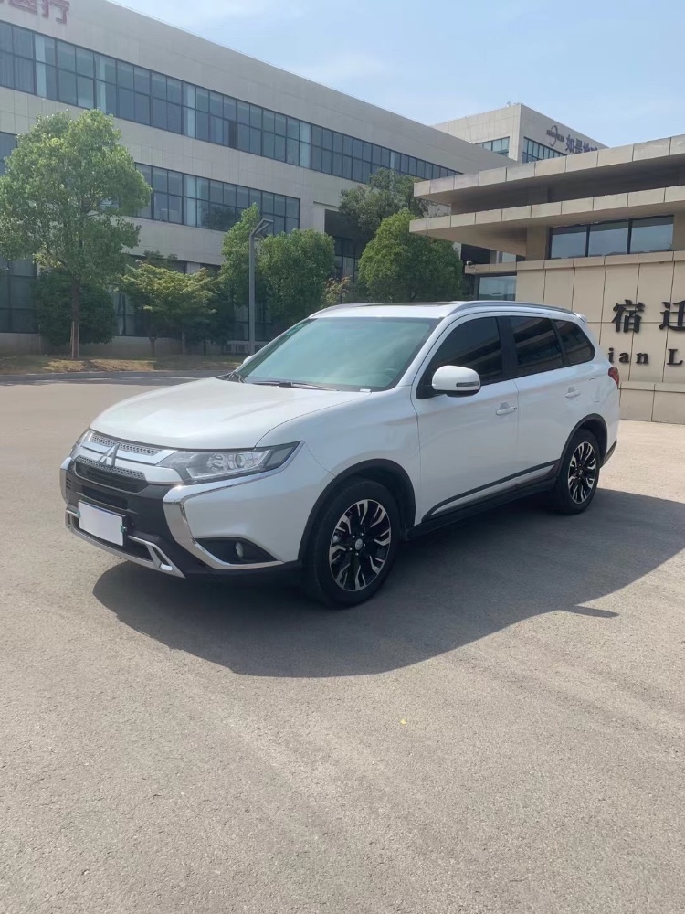 徐州20年三菱欧蓝德2