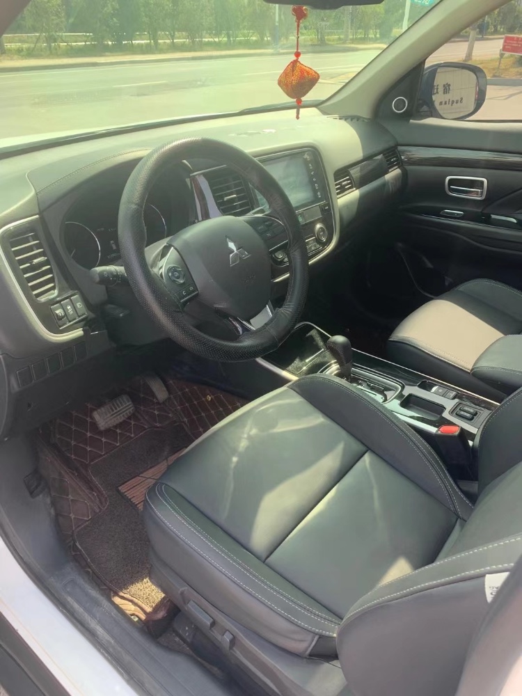 徐州20年三菱欧蓝德7