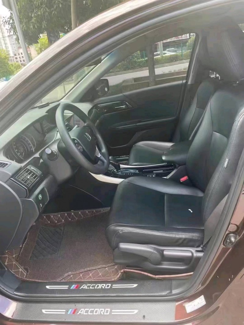 邵阳17年本田雅阁5