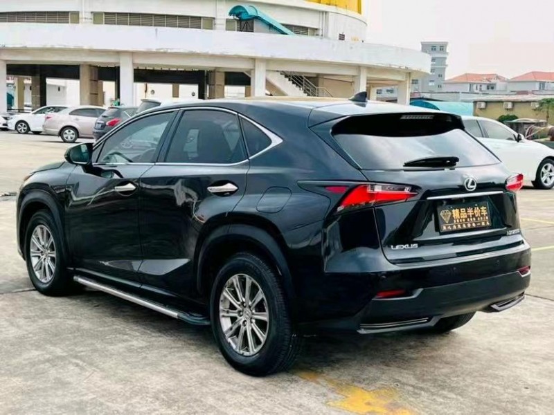 东莞18年雷克萨斯NX8