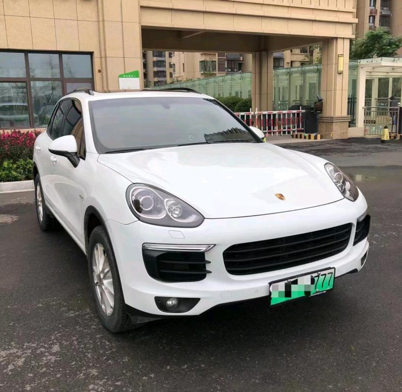 枣庄16年保时捷卡宴2
