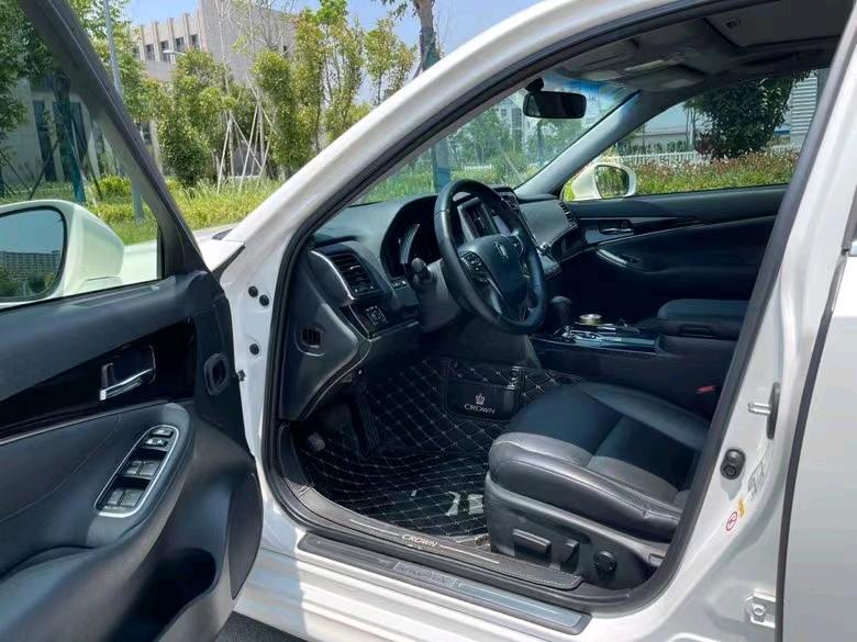 盐城16年丰田皇冠4