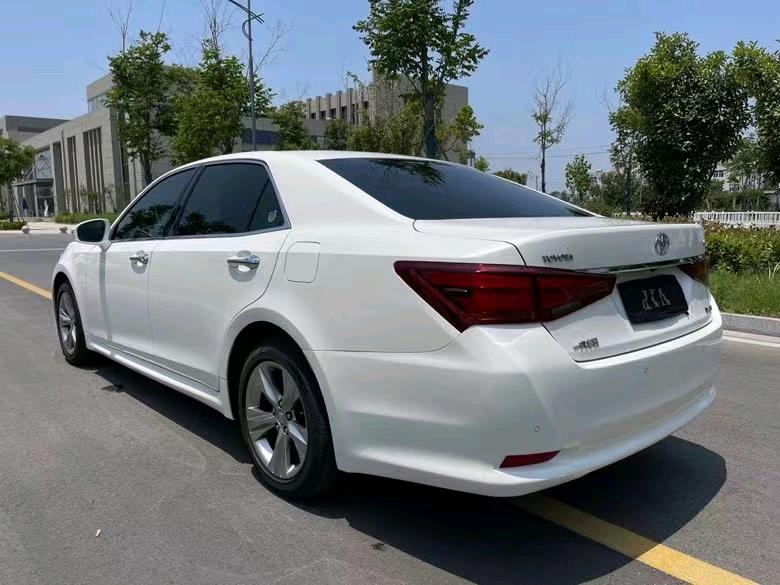 盐城16年丰田皇冠9