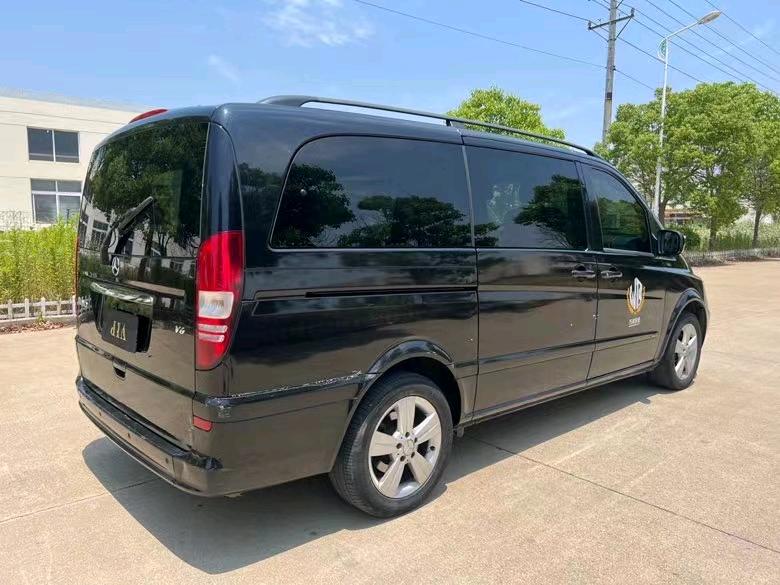 盐城13年奔驰唯雅诺4