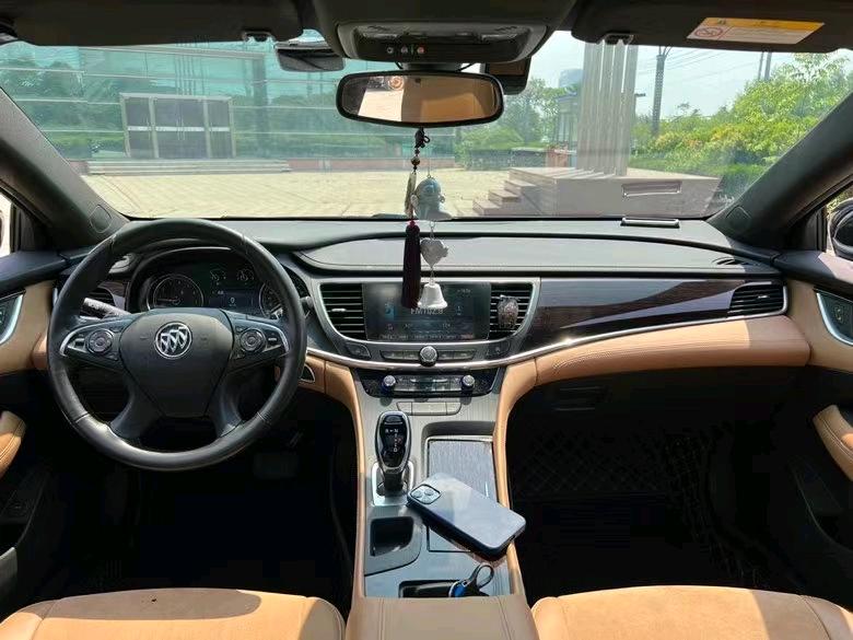 盐城18年别克君越7