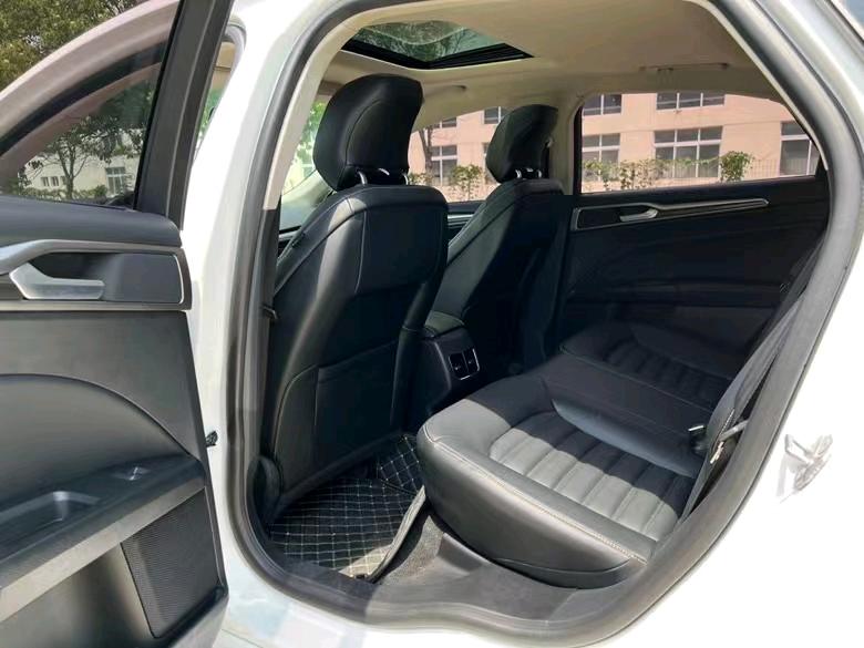 盐城20年福特蒙迪欧5