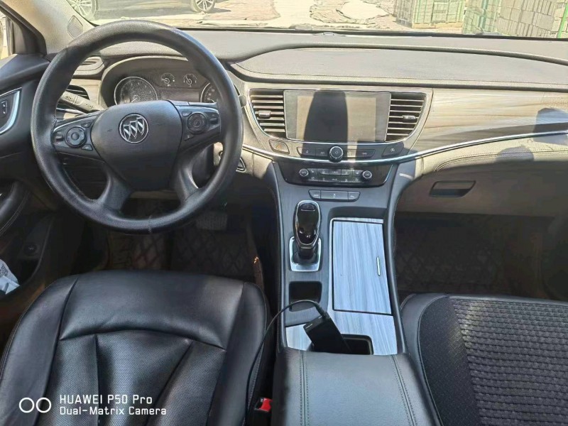 北京18年别克君越4