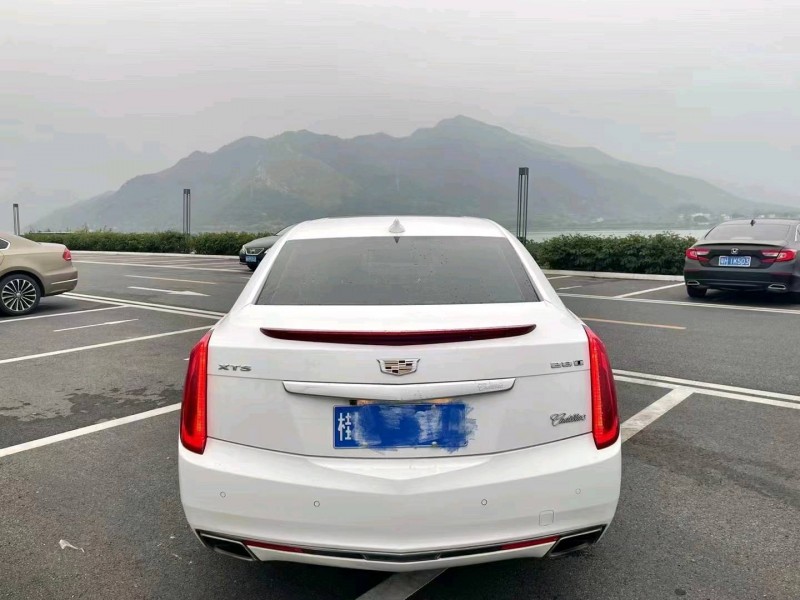 广州18年凯迪拉克XTS8