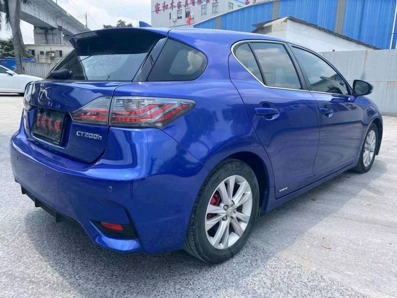广州14年雷克萨斯CT6
