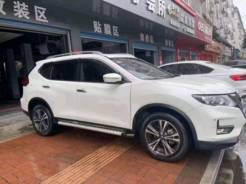 邵陽18年日產奇駿9