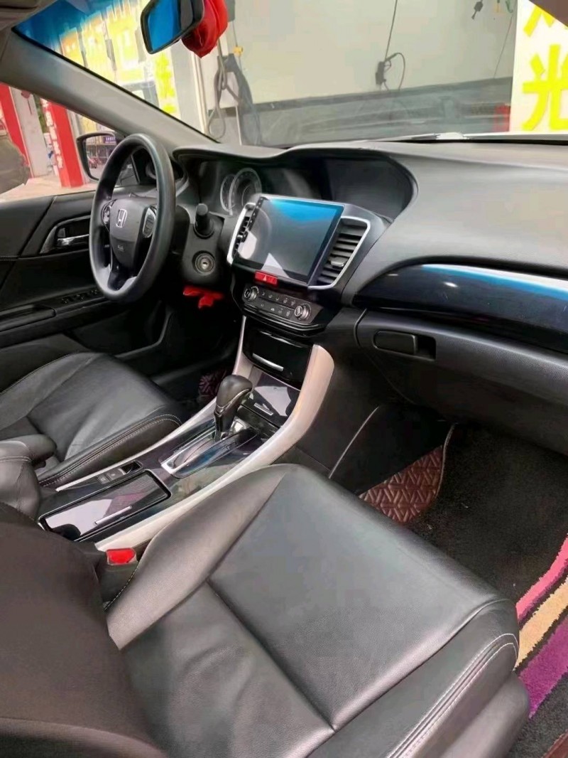 邵阳17年本田雅阁4