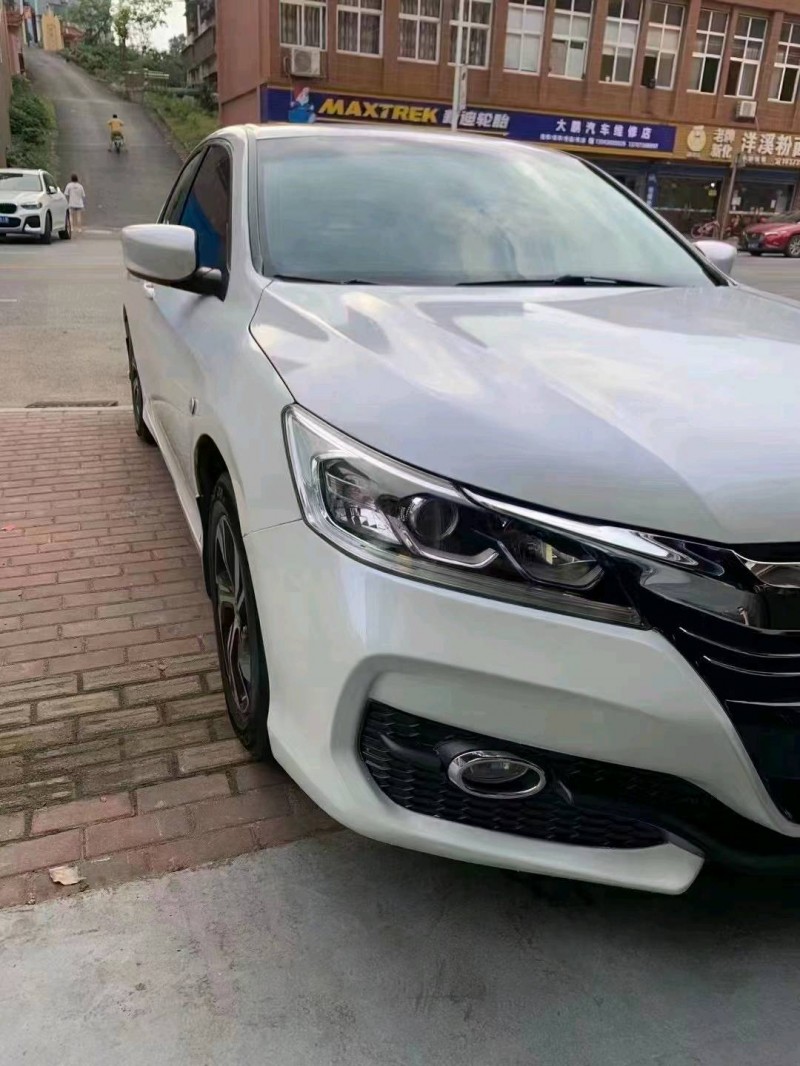 邵阳17年本田雅阁6