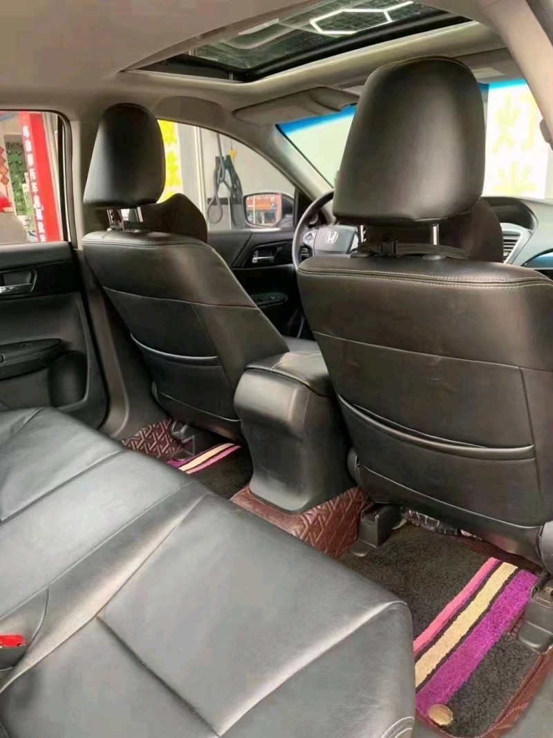 邵阳17年本田雅阁8