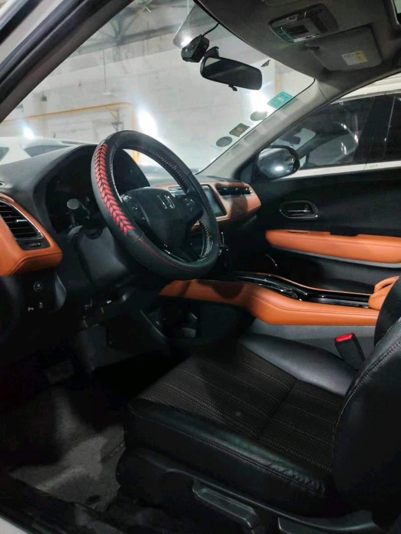 中山18年本田缤智6