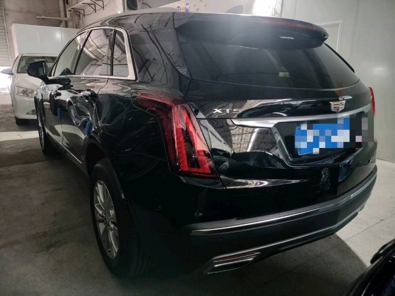 中山22年凯迪拉克XT53