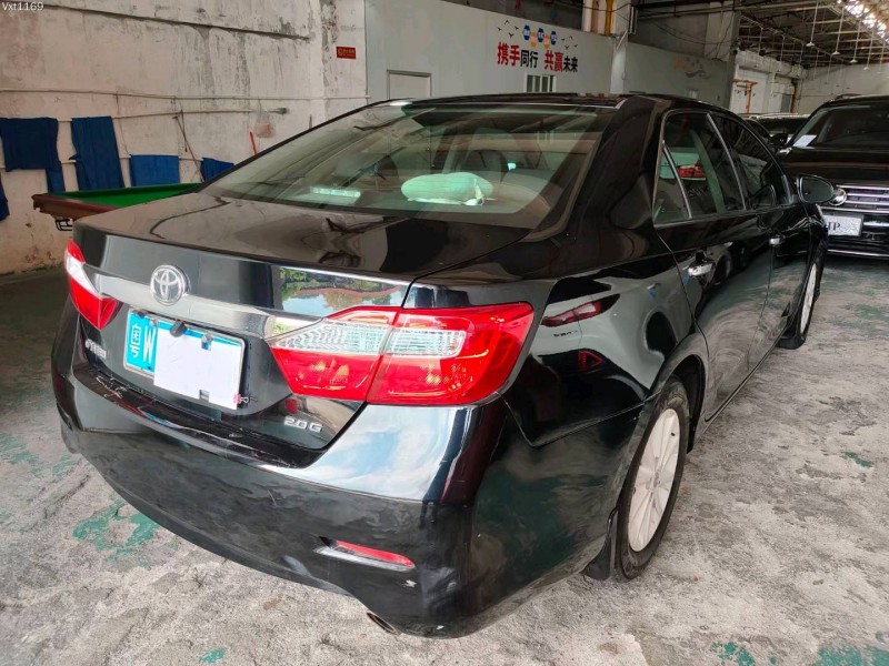 广州14年丰田凯美瑞3