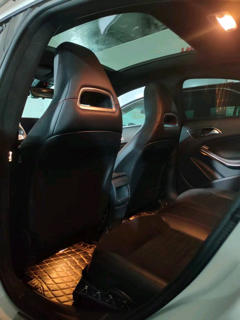 中山18年奔驰CLA6