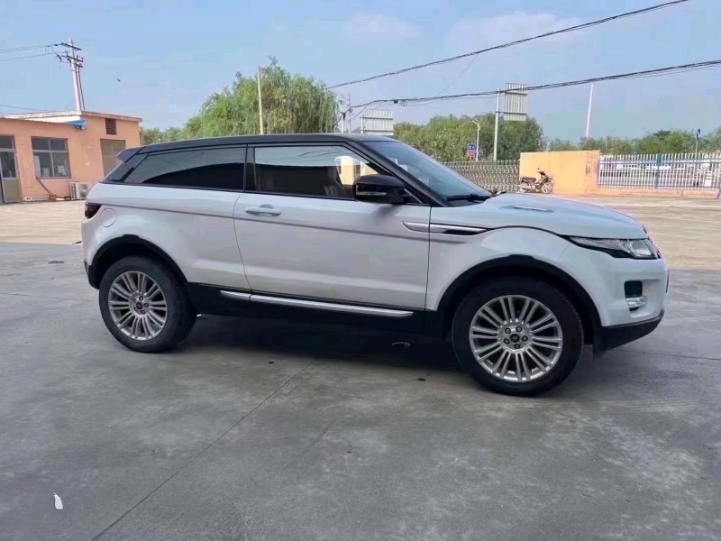 济宁13年路虎极光3