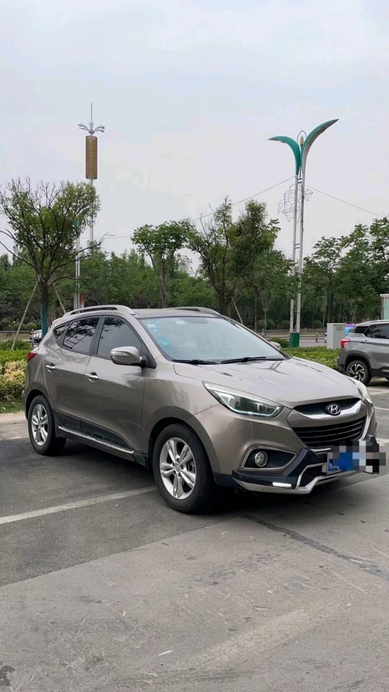 北京11年现代ix352