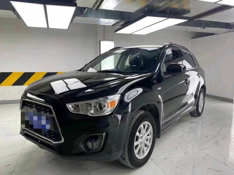 成都14年三菱劲炫2