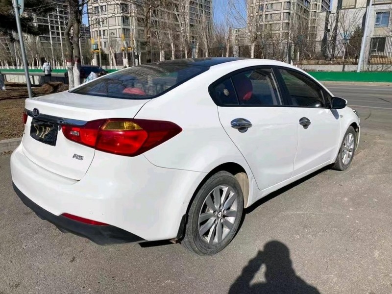 沈阳15年起亚K35