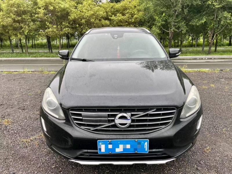 東營14年沃爾沃XC601