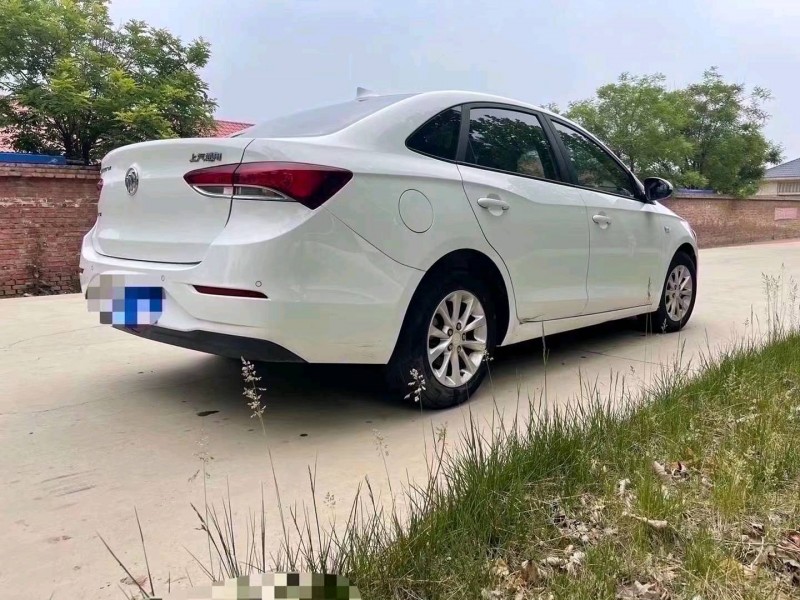 枣庄18年别克英朗7