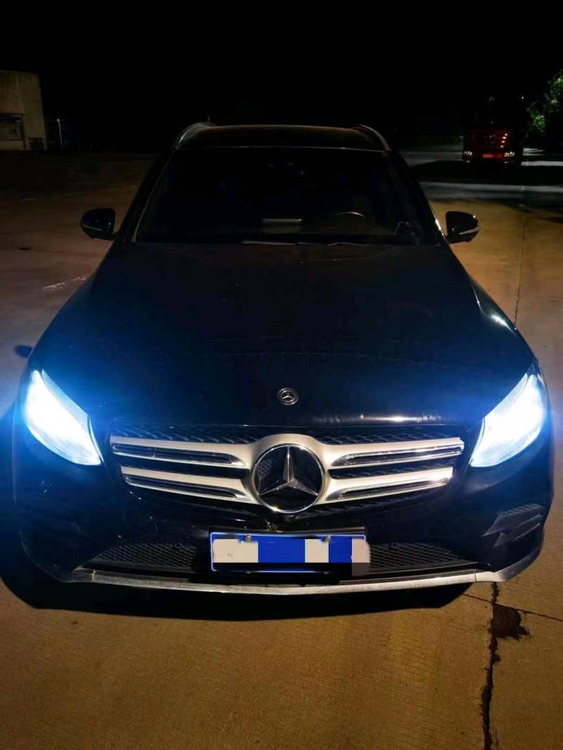 枣庄17年奔驰GLC1