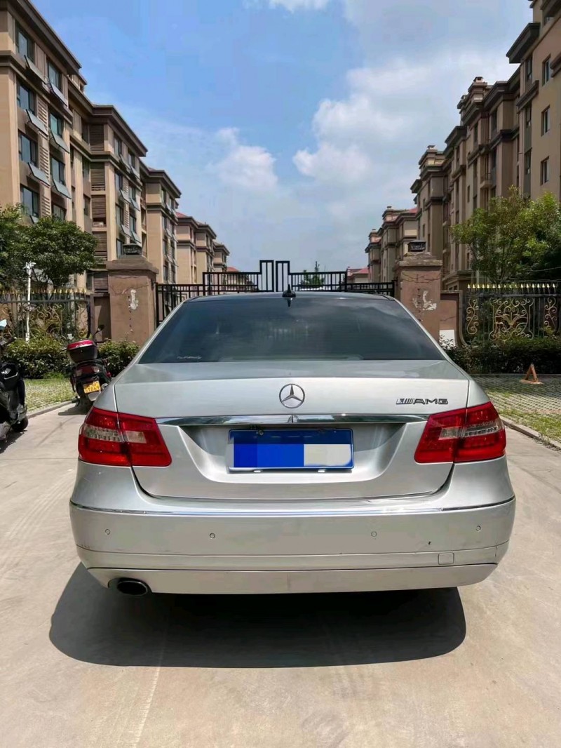 东营10年奔驰E4