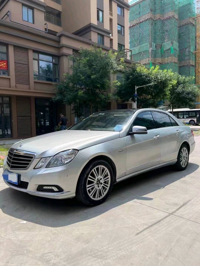 东营10年奔驰E6