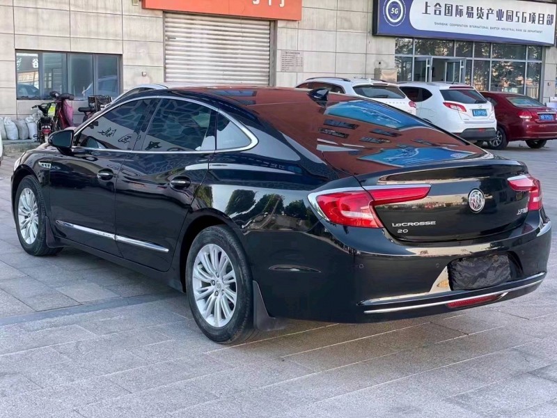 东营18年别克君越4