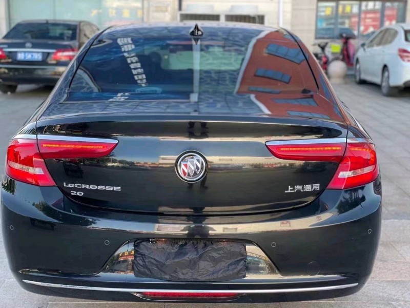 东营18年别克君越7