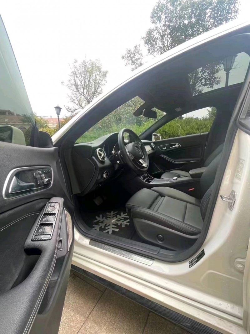 枣庄18年奔驰CLA7