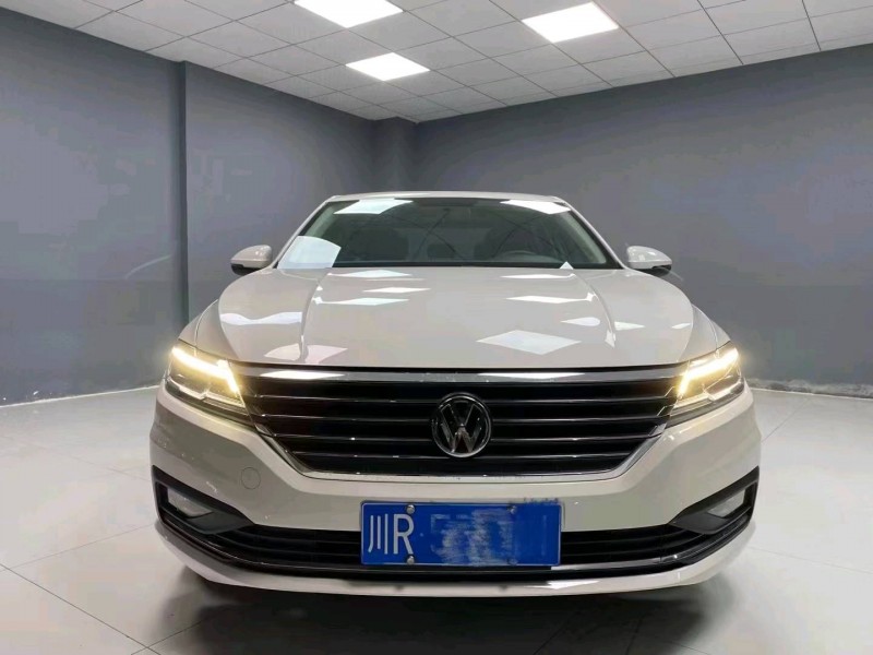 成都19年大众朗逸1