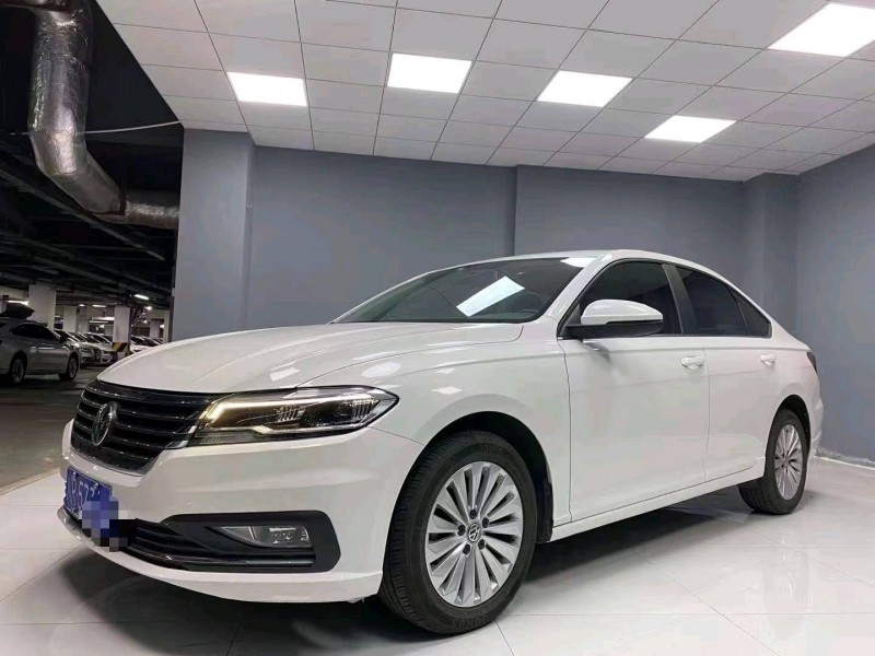 成都19年大众朗逸5