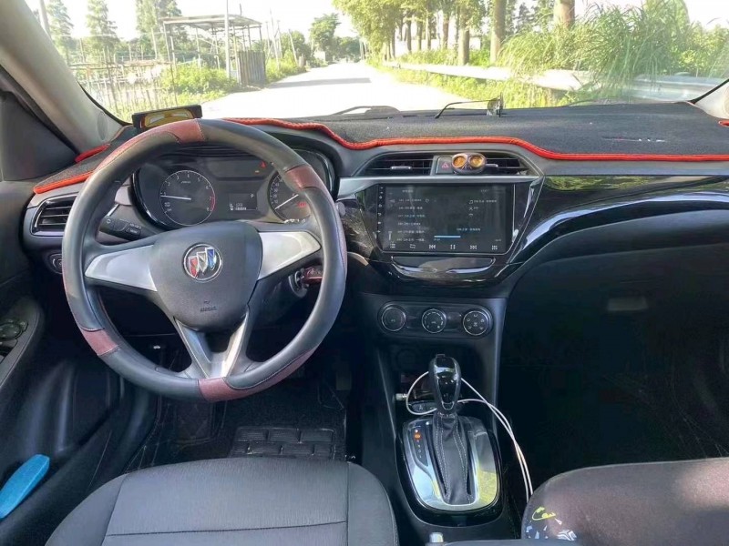 广州18年别克凯越5