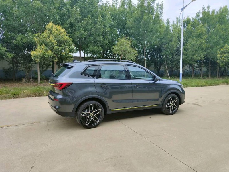 北京22年荣威RX52