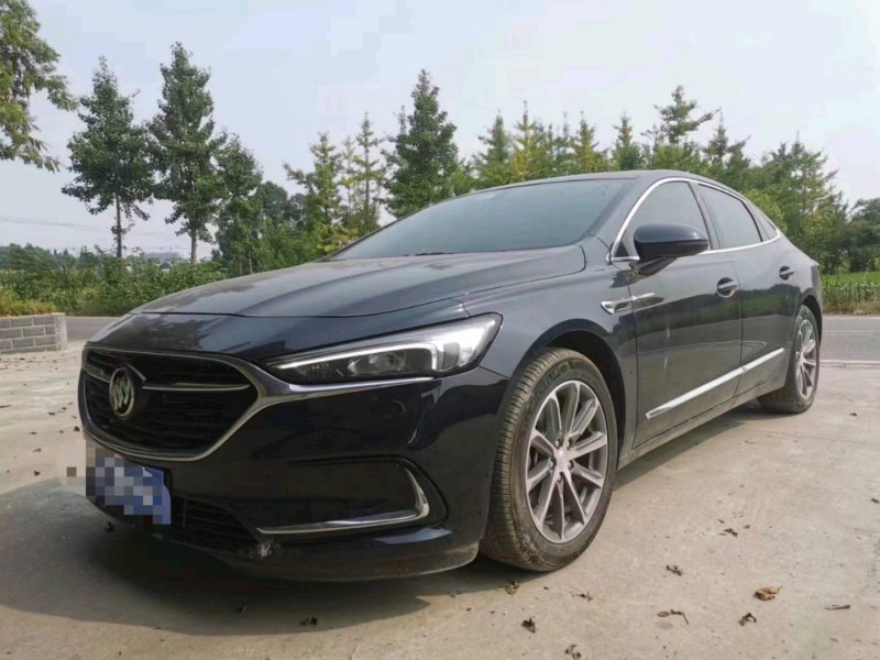 成都21年别克君越2