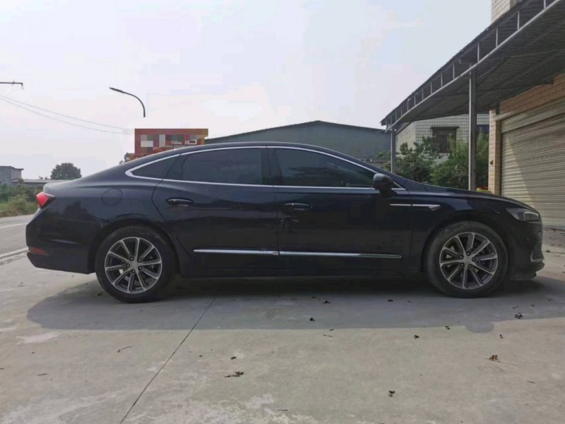 成都21年别克君越7