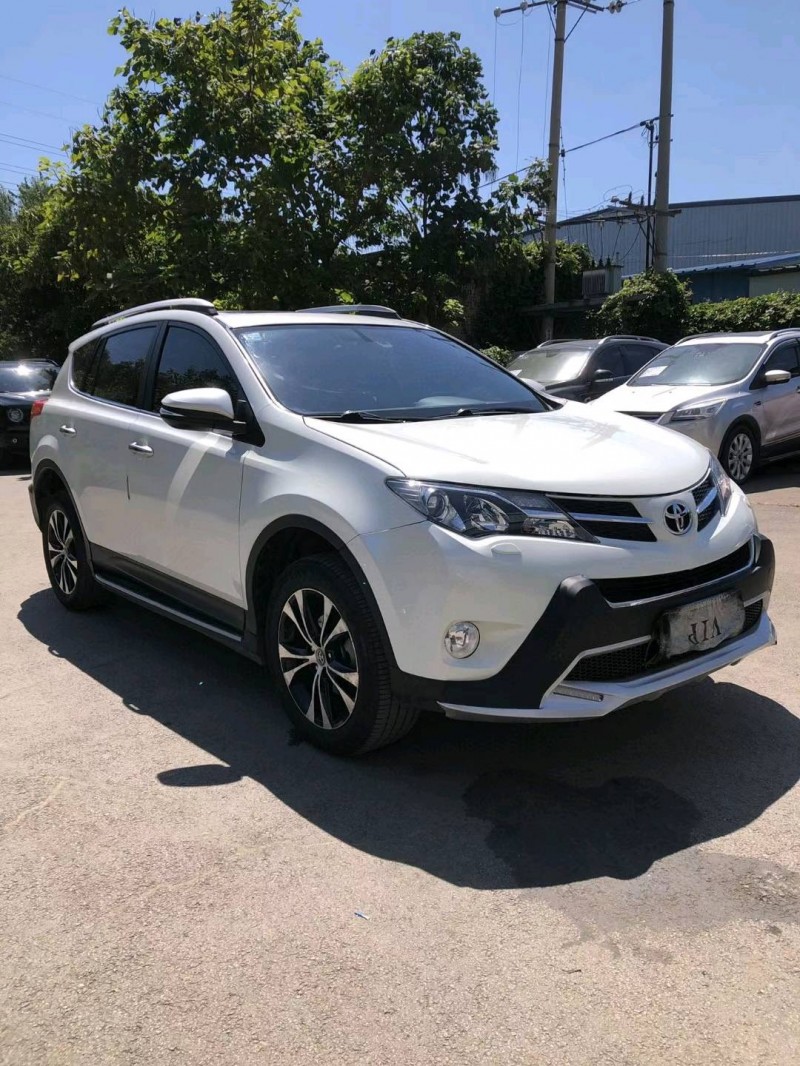 沈阳15年丰田RAV43