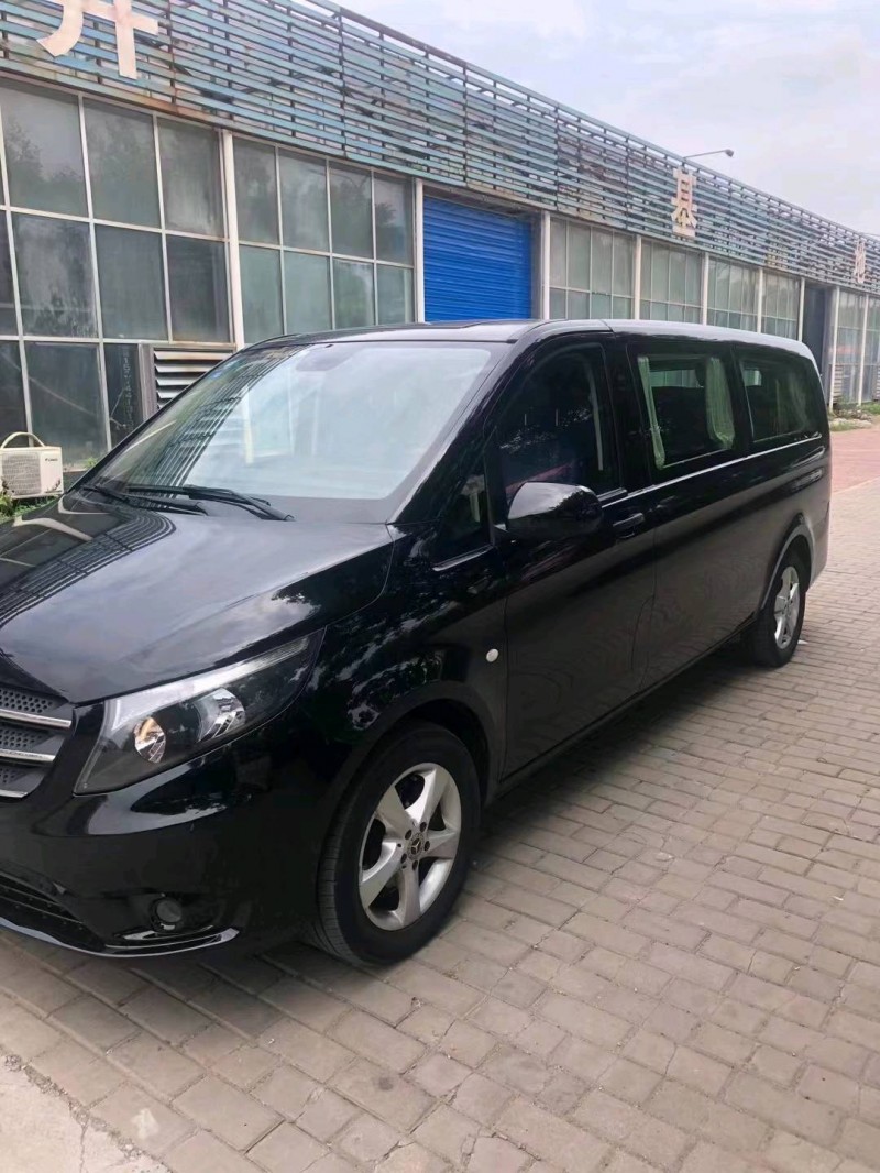 枣庄19年奔驰威霆3