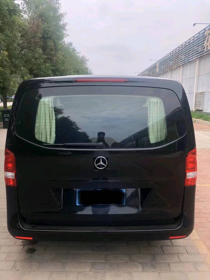 枣庄19年奔驰威霆9