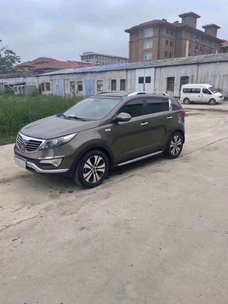 北京14年起亚智跑2