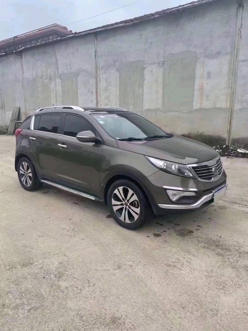 北京14年起亚智跑3