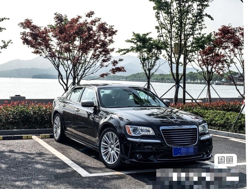 徐州14年克莱斯勒300C11