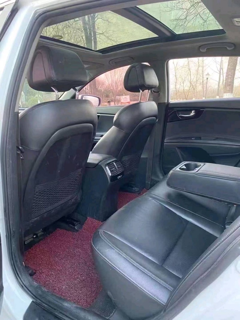 徐州17年起亚K44