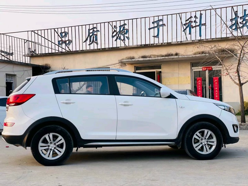 徐州16年起亚智跑7