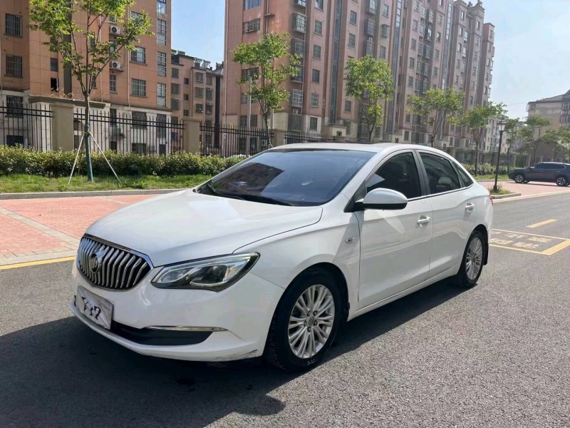 徐州16年别克英朗2